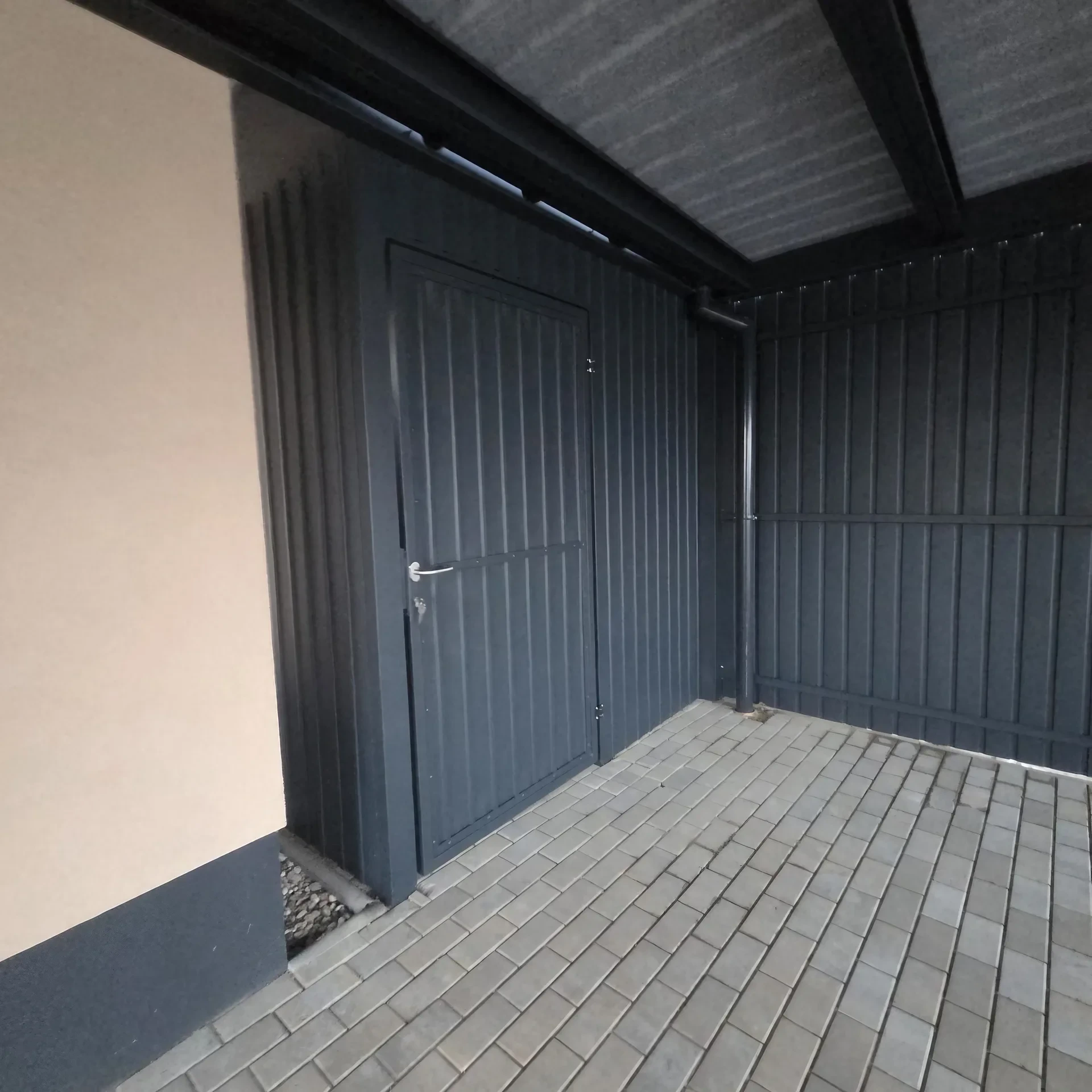 Stahlcarport · Abstellraum · Tuer · Anthrazit